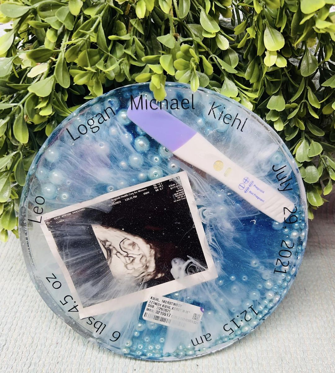 Keepsake Resin Round